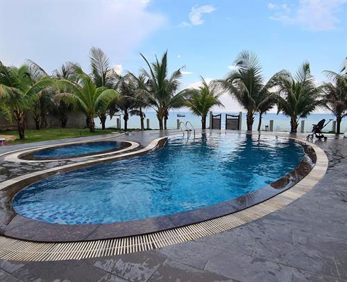 Lang Chai Beachfront Villa